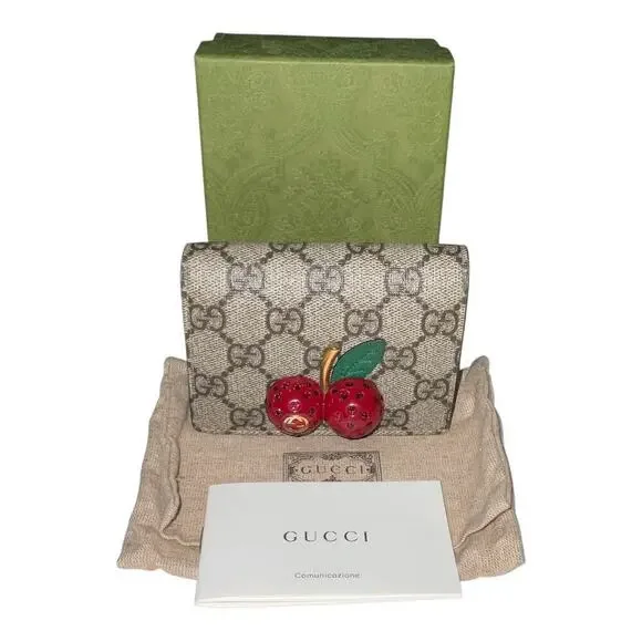 GUCCI Cherry GG Supreme  Beige Gray Bi-fold Wallet W/Box and Card - Picture 15 of 16